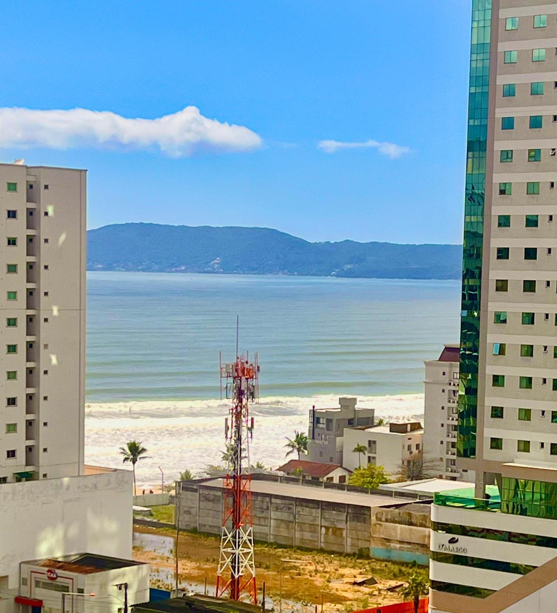 Vista Mar, 2 Quartos E Garagem